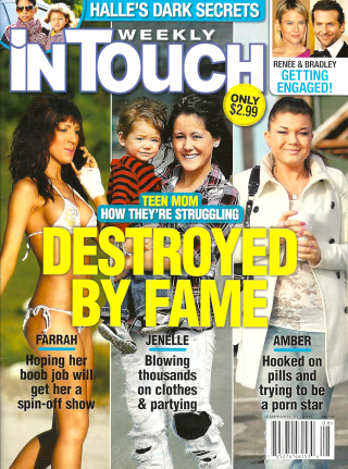 Illustration for article titled This Week In Tabloids: ScarJo & Sean Penn Spotted In Romantic Embrace